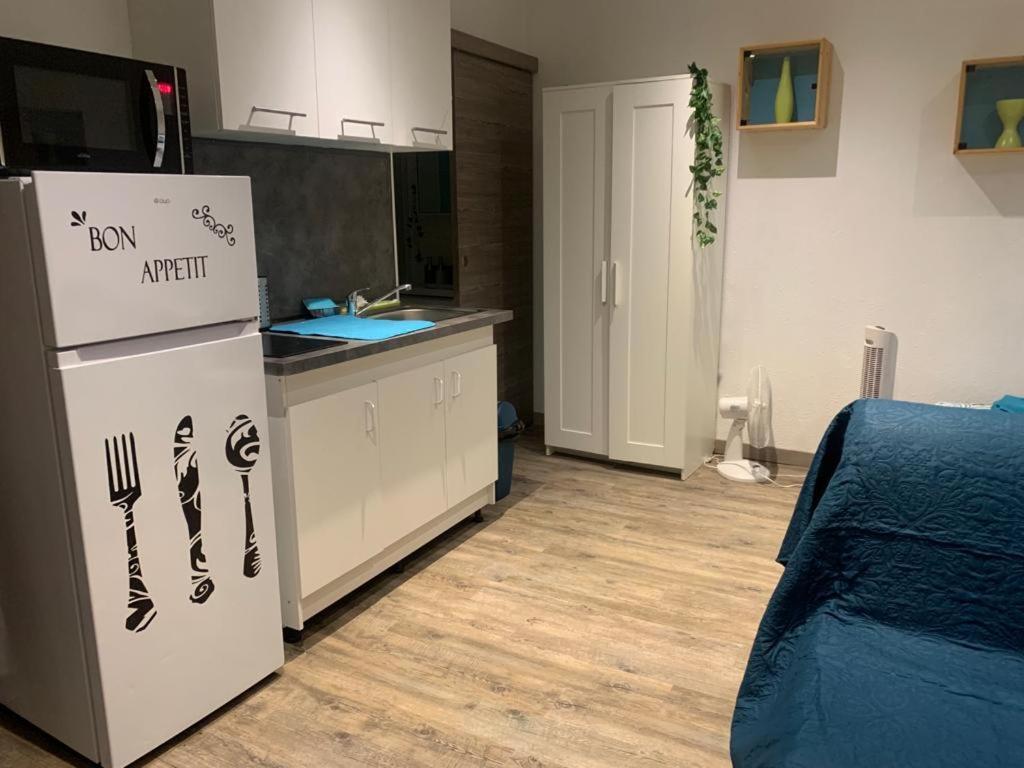 Studio 24M2 Intra-Muros Avignon Exteriör bild